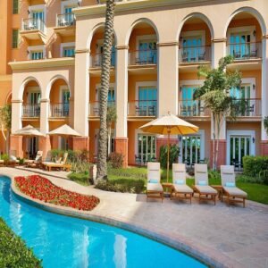 dxbrz-outdoor-pool-7945-hor-clsc