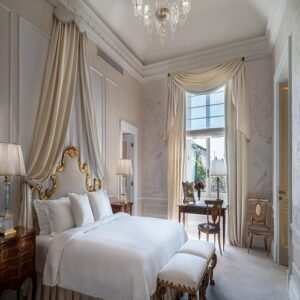 romxr-royalsuite-6325-hor-clsc